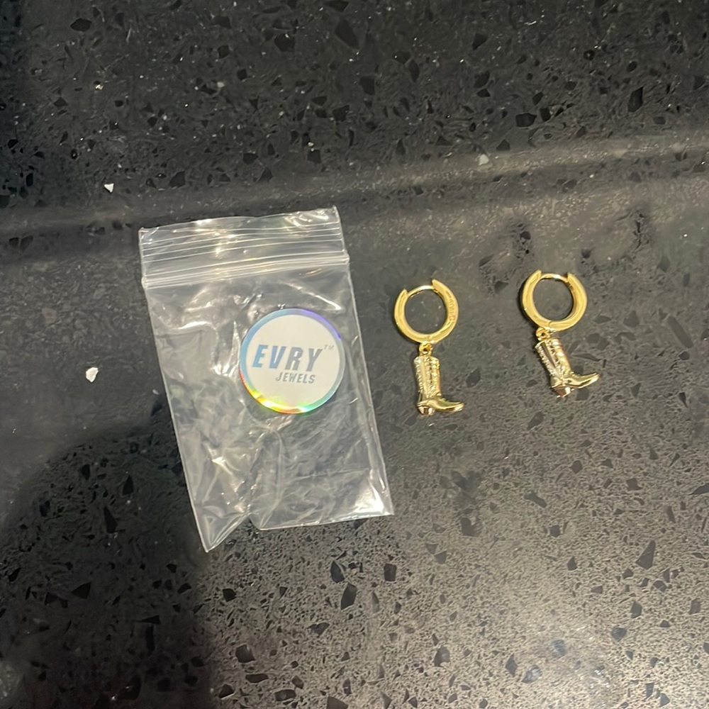 Cow girl boot earrings